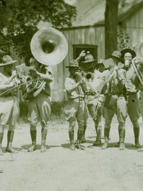 FortDuPont-About-img-FortDuPont-Band
